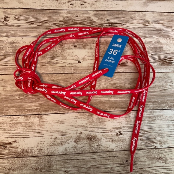 Supreme Logo Flat 36” Red shoe laces New With Tags - Picture 3 of 3